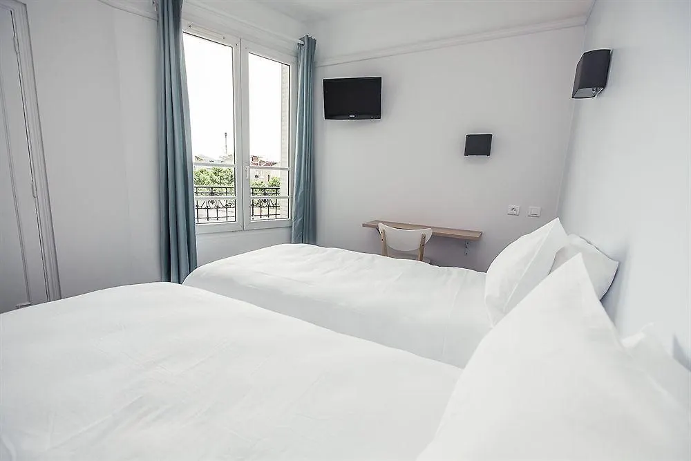 Hotel Auguste Париж